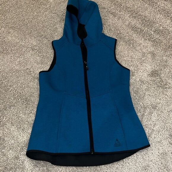 Gerry Weber Scuba Ski Vest - Picture 1 of 4